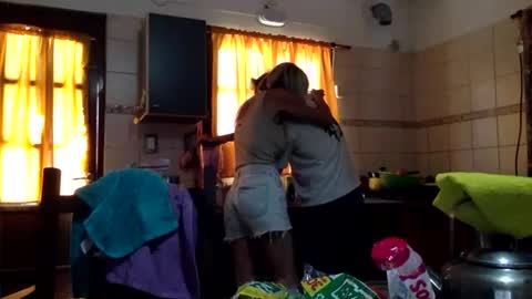 italiankingstripper online show from February 8, 2026, 3:15 pm