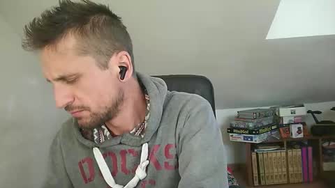 Snapshot of italiano116116 chatting on November 26, 2025, 9:10 am italiano116116 online show from November 26, 2025, 9:10 am