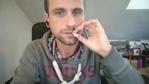 Snapshot of italiano116116 chatting on December 1, 2025, 2:55 pm italiano116116 online show from December 1, 2025, 2:55 pm