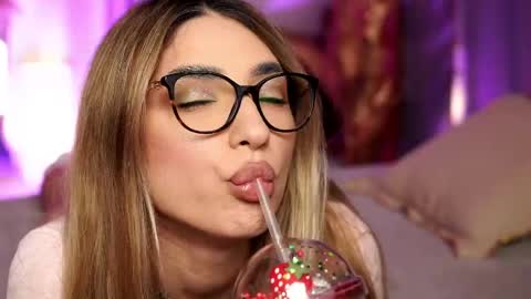 Snapshot of italy_baby chatting on May 14, 2026, 8:04 pm italy_baby online show from May 14, 2026, 8:04 pm