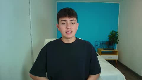 Snapshot of ithan__ chatting on September 15, 2025, 7:03 pm ithan__ online show from September 15, 2025, 7:03 pm