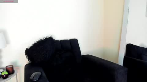 Angelica online show from April 13, 2026, 6:35 pm