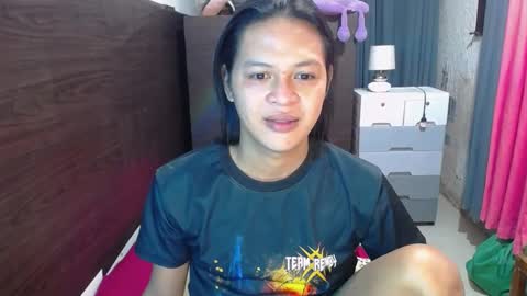 Snapshot of its_asiandave chatting on December 4, 2024, 7:45 pm DAVE online show from December 4, 2024, 7:45 pm