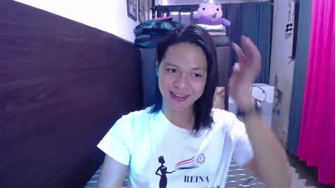 Snapshot of its_asiandave chatting on December 8, 2024, 2:28 am DAVE online show from December 8, 2024, 2:28 am