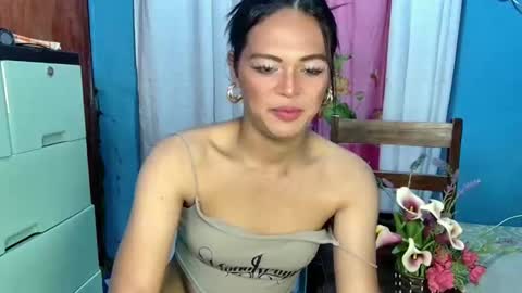 Snapshot of its_asiandave chatting on February 2, 2025, 11:40 am DAVE online show from February 2, 2025, 11:40 am