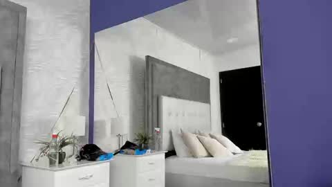 Snapshot of its_bibi chatting on March 20, 2026, 4:06 am its_bibi online show from March 20, 2026, 4:06 am