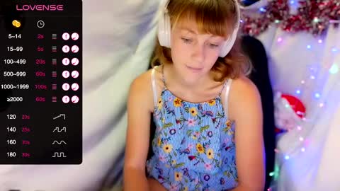 Lily online show from December 26, 2024, 3:59 am