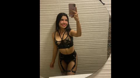   online show from January 8, 2025, 2:35 pm