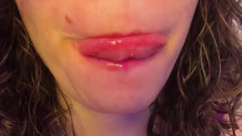 Maria online show from March 7, 2025, 2:01 pm