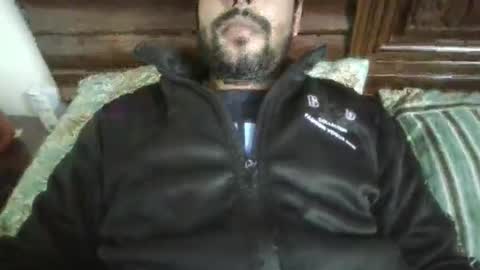 its_me_2323 online show from April 3, 2026, 4:43 am