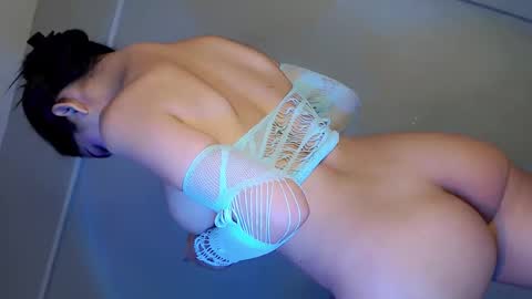 Snapshot of its_me_kelly chatting on February 20, 2025, 8:50 am KellyPuth online show from February 20, 2025, 8:50 am