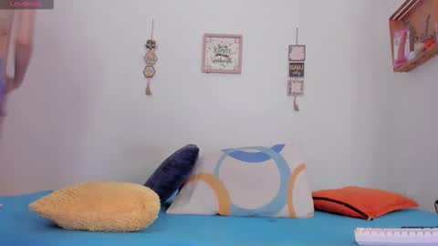 Miley hurtado online show from December 16, 2025, 3:17 pm