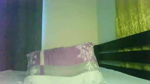 Snapshot of its_natasha chatting on February 13, 2025, 5:05 am its_natasha online show from February 13, 2025, 5:05 am