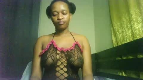 Snapshot of its_natasha chatting on March 7, 2025, 2:04 am its_natasha online show from March 7, 2025, 2:04 am