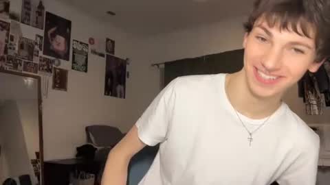 Rowan online show from October 17, 2025, 1:42 am