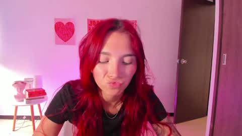 Snapshot of itscamill chatting on May 19, 2026, 6:58 pm camill online show from May 19, 2026, 6:58 pm