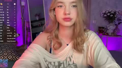Snapshot of itsevedarkside_ chatting on June 3, 2026, 6:27 am Eva online show from June 3, 2026, 6:27 am