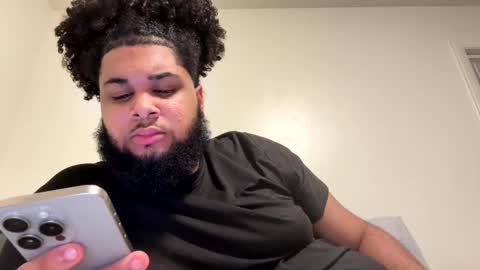 Snapshot of itsfentyheaux chatting on September 24, 2025, 3:43 am Chub Gooner online show from September 24, 2025, 3:43 am