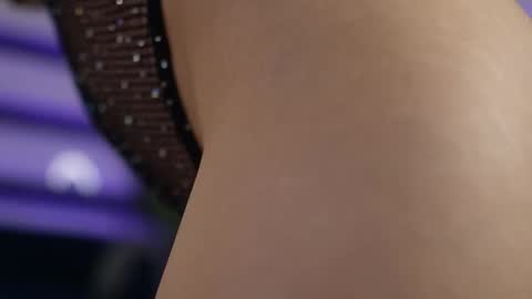 Snapshot of itsivylicious_ chatting on February 23, 2026, 9:01 pm Your Ivy online show from February 23, 2026, 9:01 pm