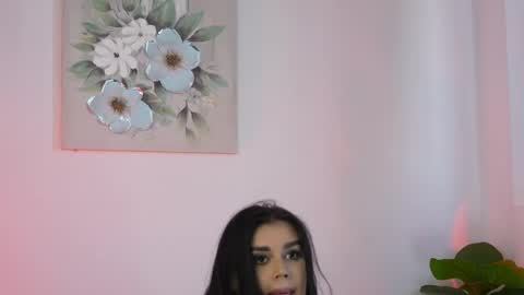 Kendra online show from May 27, 2026, 2:36 pm
