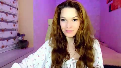 itslunaday online show from October 9, 2025, 5:22 pm