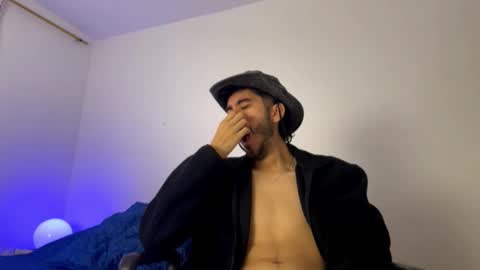 itsmartin_ online show from March 3, 2026, 1:39 pm