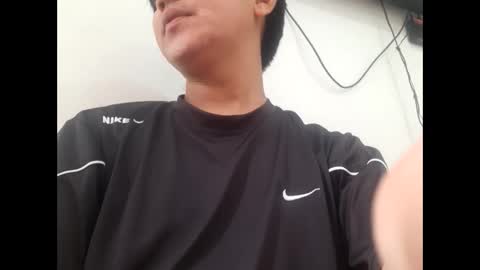 Snapshot of itsme_berniexx chatting on March 4, 2025, 2:38 am ask me online show from March 4, 2025, 2:38 am