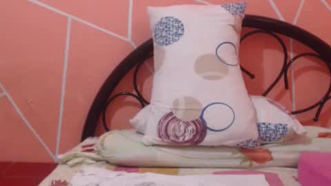 Snapshot of itsme_kitty chatting on July 23, 2026, 1:58 am Kitty online show from July 23, 2026, 1:58 am