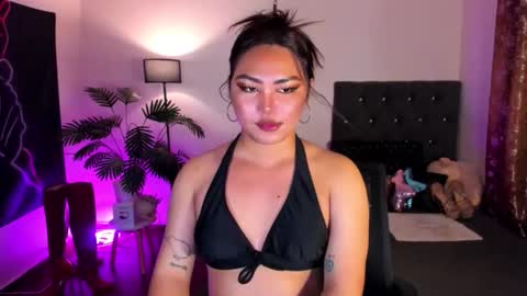 Siana online show from April 24, 2026, 6:21 pm