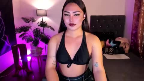Siana online show from May 2, 2026, 8:03 pm