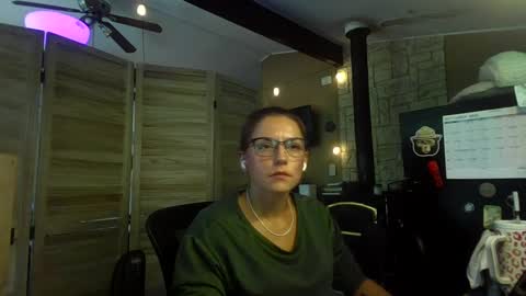 ItsMeSophie X online show from September 9, 2025, 4:17 pm