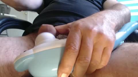 itsmeyes69 online show from March 2, 2026, 12:45 pm