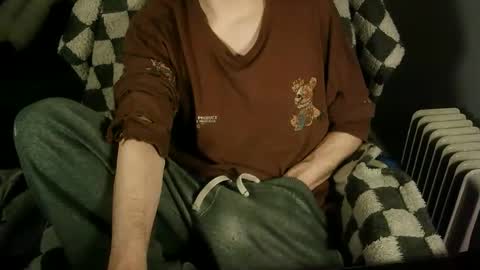 Snapshot of itsnotliam834 chatting on November 9, 2025, 2:43 am itsnotliam834 online show from November 9, 2025, 2:43 am