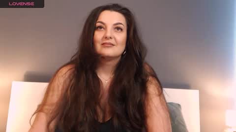 Snapshot of itsyourlady chatting on April 16, 2026, 8:26 am Melissa Khaan online show from April 16, 2026, 8:26 am