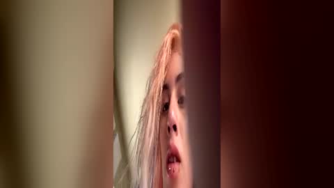 itzadriana online show from July 6, 2026, 4:53 pm