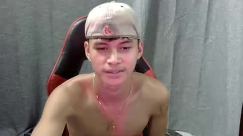 itzme_john online show from April 1, 2026, 12:17 pm