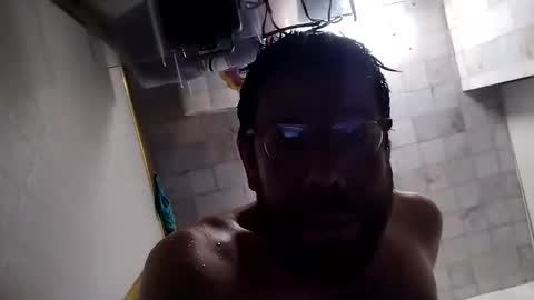 Snapshot of ivanchelon chatting on April 28, 2026, 4:17 am Vanchi online show from April 28, 2026, 4:17 am