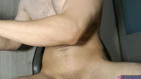 ivanhot279 online show from February 3, 2026, 6:22 am