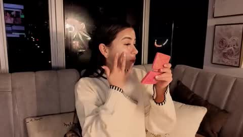 Ivanna West online show from December 2, 2025, 10:09 am