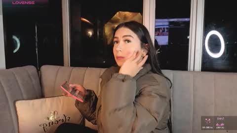 Snapshot of ivanna_west chatting on March 18, 2026, 10:18 am Ivanna West online show from March 18, 2026, 10:18 am