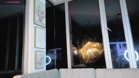 Snapshot of ivanna_west chatting on March 27, 2026, 9:53 am Ivanna West online show from March 27, 2026, 9:53 am