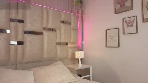 Snapshot of ivanna_west chatting on March 29, 2026, 3:28 am Ivanna West online show from March 29, 2026, 3:28 am