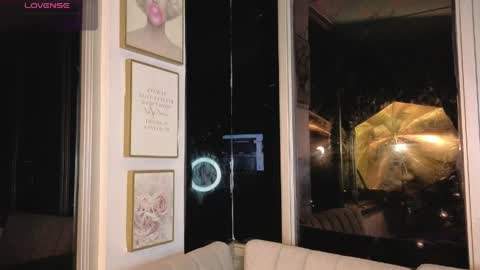 Snapshot of ivanna_west chatting on April 9, 2026, 9:58 am Ivanna West online show from April 9, 2026, 9:58 am