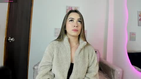 Snapshot of ivanna_west chatting on May 1, 2026, 11:59 am Ivanna West online show from May 1, 2026, 11:59 am