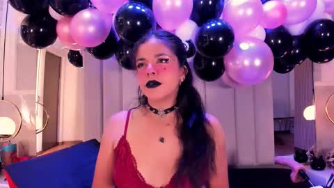     online show from March 8, 2026, 1:04 pm