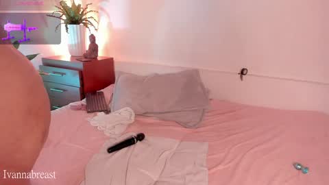 Ivannabreast online show from February 6, 2025, 2:33 am