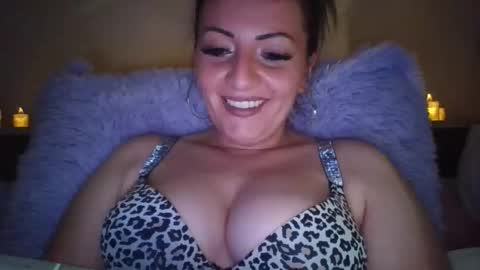 Snapshot of ivannahazel chatting on October 15, 2025, 11:05 pm Ivanna online show from October 15, 2025, 11:05 pm