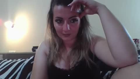 Snapshot of ivannahazel chatting on November 7, 2025, 5:24 pm Ivanna online show from November 7, 2025, 5:24 pm