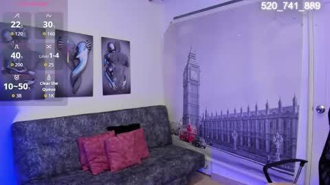 Snapshot of ivannarosse chatting on November 18, 2025, 8:13 pm Dylan online show from November 18, 2025, 8:13 pm