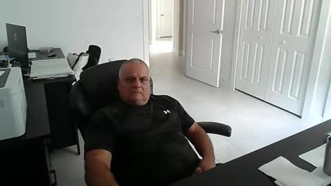 Snapshot of ivanny10 chatting on May 3, 2026, 6:47 pm ivanny10 online show from May 3, 2026, 6:47 pm